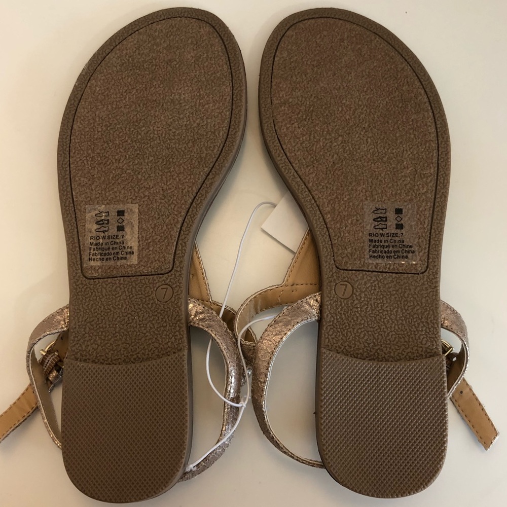 Sandals - Picture 5 of 7